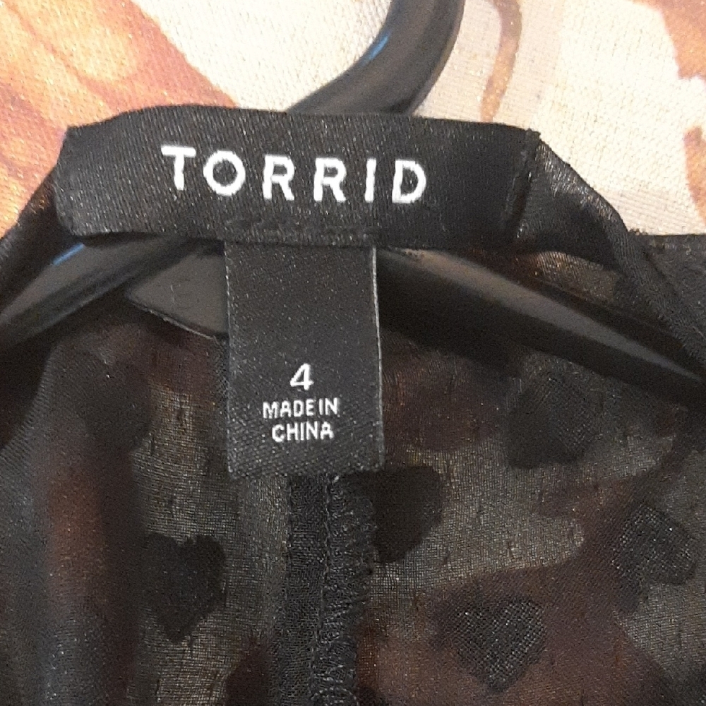 Torrid Black Heart Sheer Clip Dot Chiffon Duster Kimono - Picture 3 of 6
